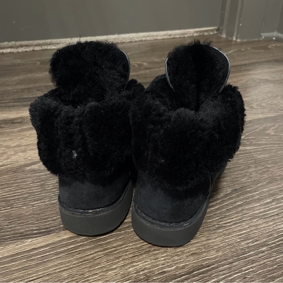 UGG Quincy Black Lace Up Boots - Picture 6 of 8